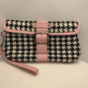 Sondra Roberts 9x5 Houndstooth Black, White and Pink Clutch